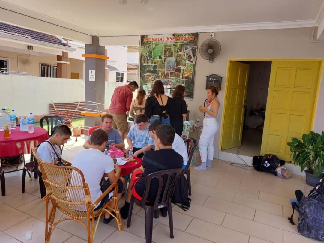 Greenleaf Angsana Homestay Джерантут Екстериор снимка