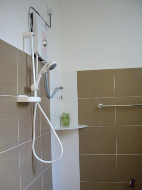 Greenleaf Angsana Homestay Джерантут Екстериор снимка